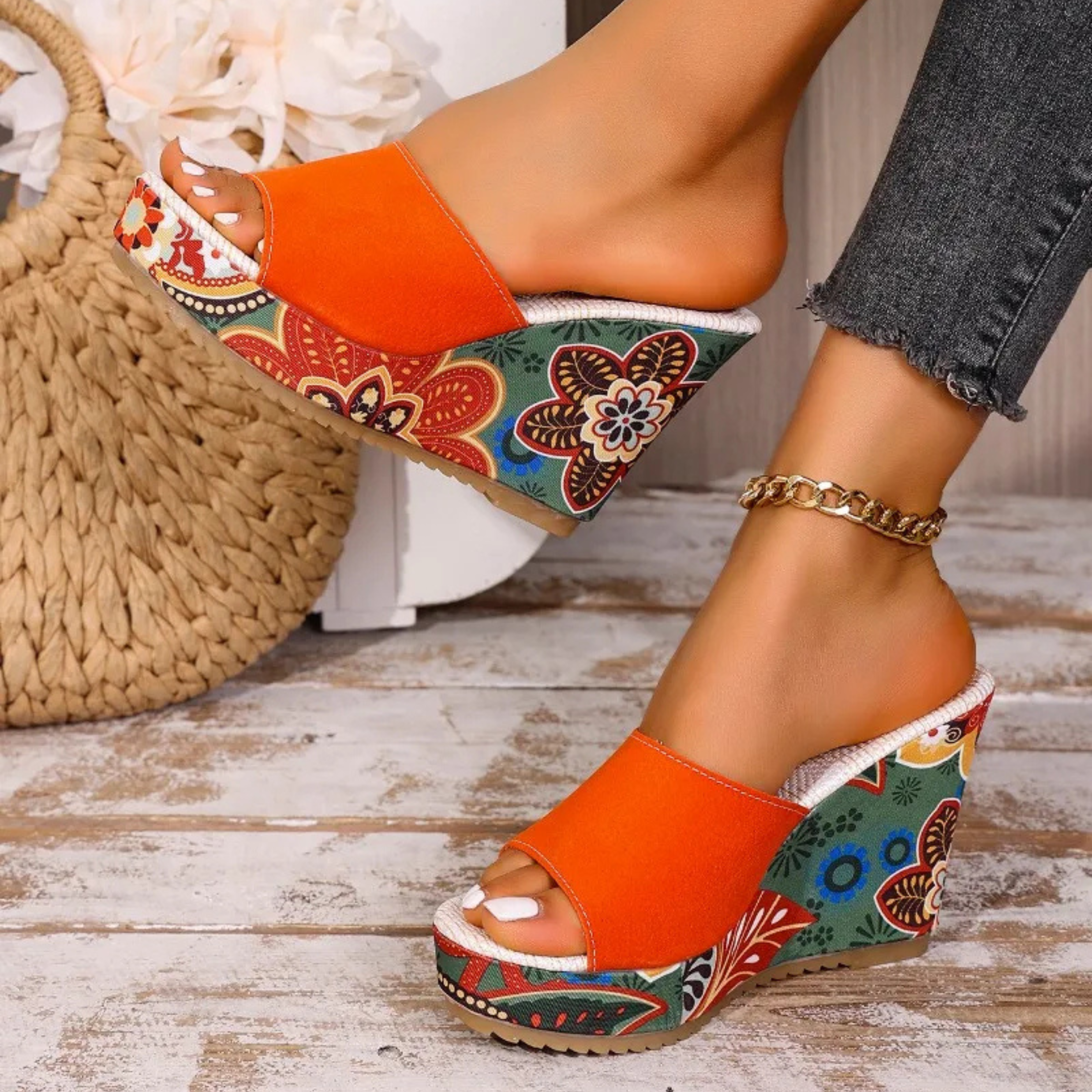 Joelle™ — Mules sculpturales à talon fleuri