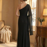 Éléonore™ — Robe maxi fluide aux lignes raffinées