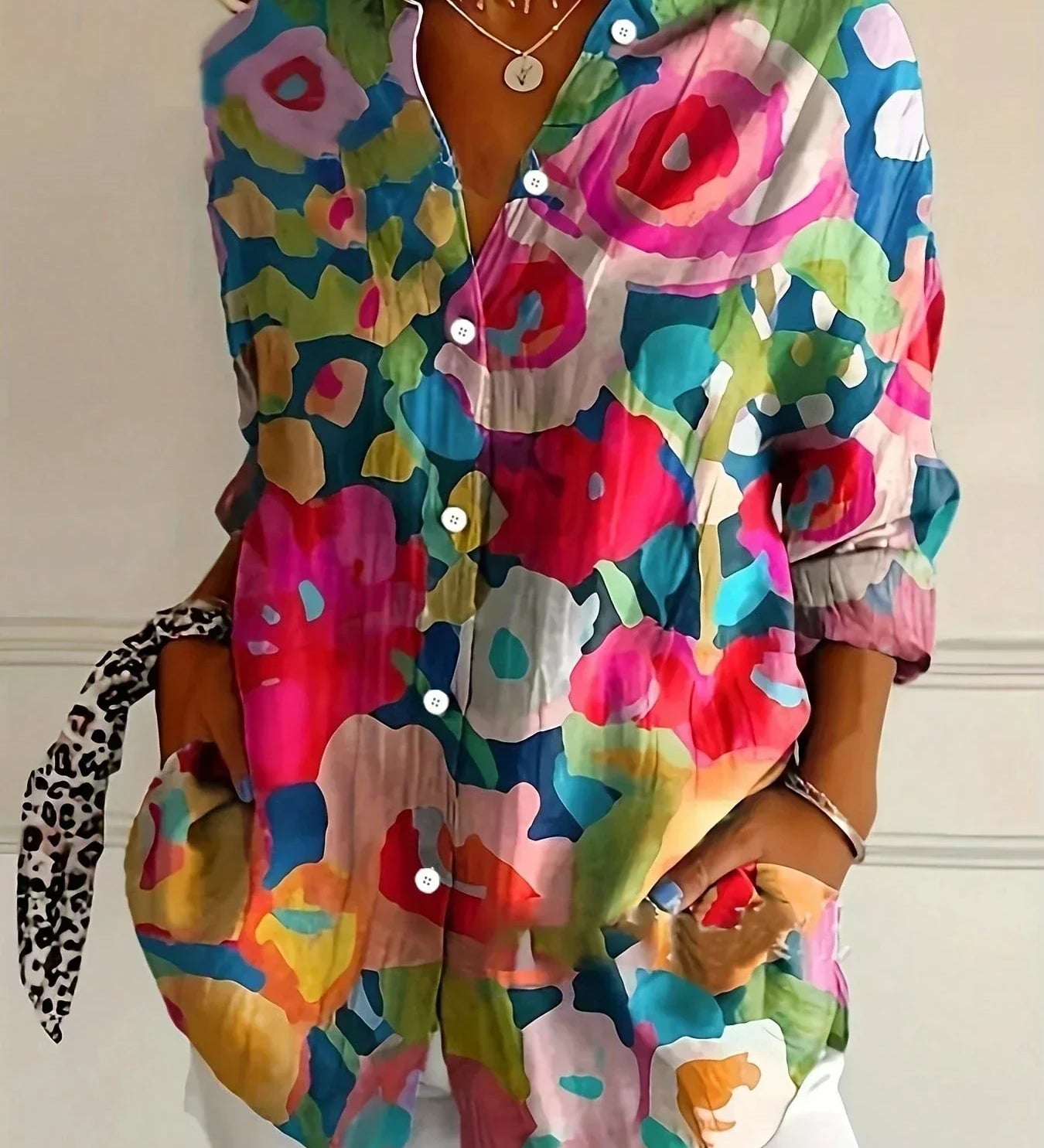 Élianne™ — Blouse élégante aux couleurs durables