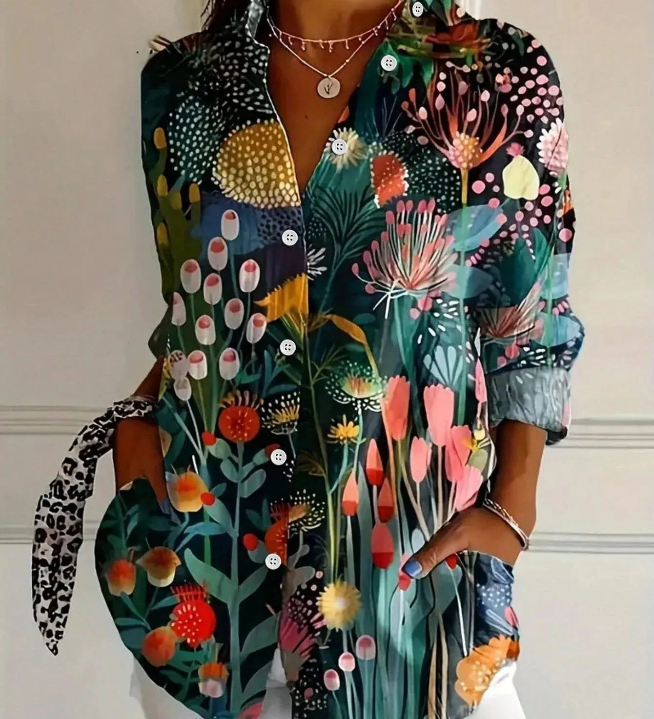 Élianne™ — Blouse élégante aux couleurs durables