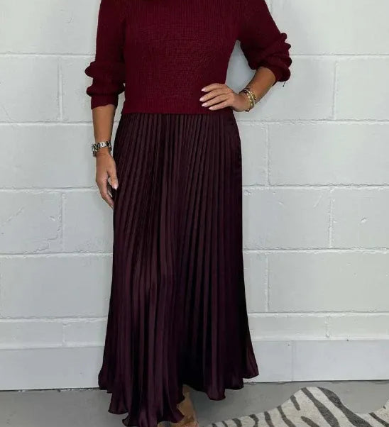 Claudine™ – La Robe Pull Plissée Élégance et Confort