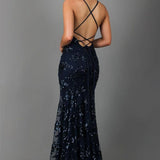 Nora | Robe de soirée longue brodée de sequins, décolleté plongeant et bretelles spaghetti